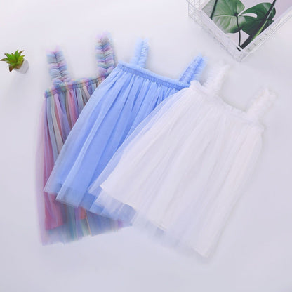 Vestido de tul con tirantes para niña 