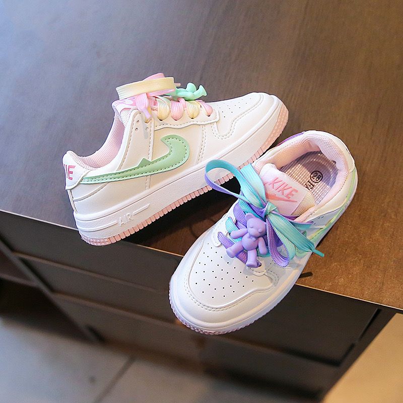 Colores de las zapatillas NK Bear para niños 