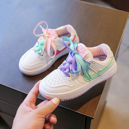 Colores de las zapatillas NK Bear para niños 