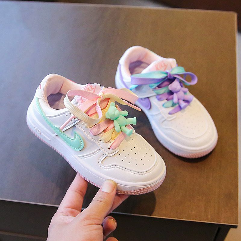 Colores de las zapatillas NK Bear para niños 