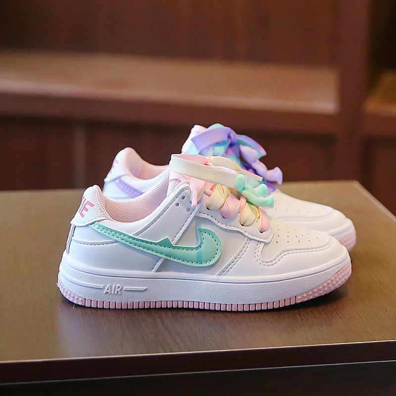 Colores de las zapatillas NK Bear para niños 