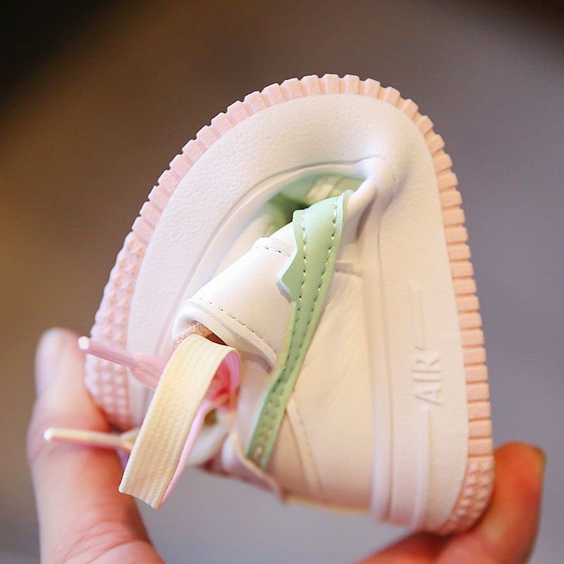 Colores de las zapatillas NK Bear para niños 