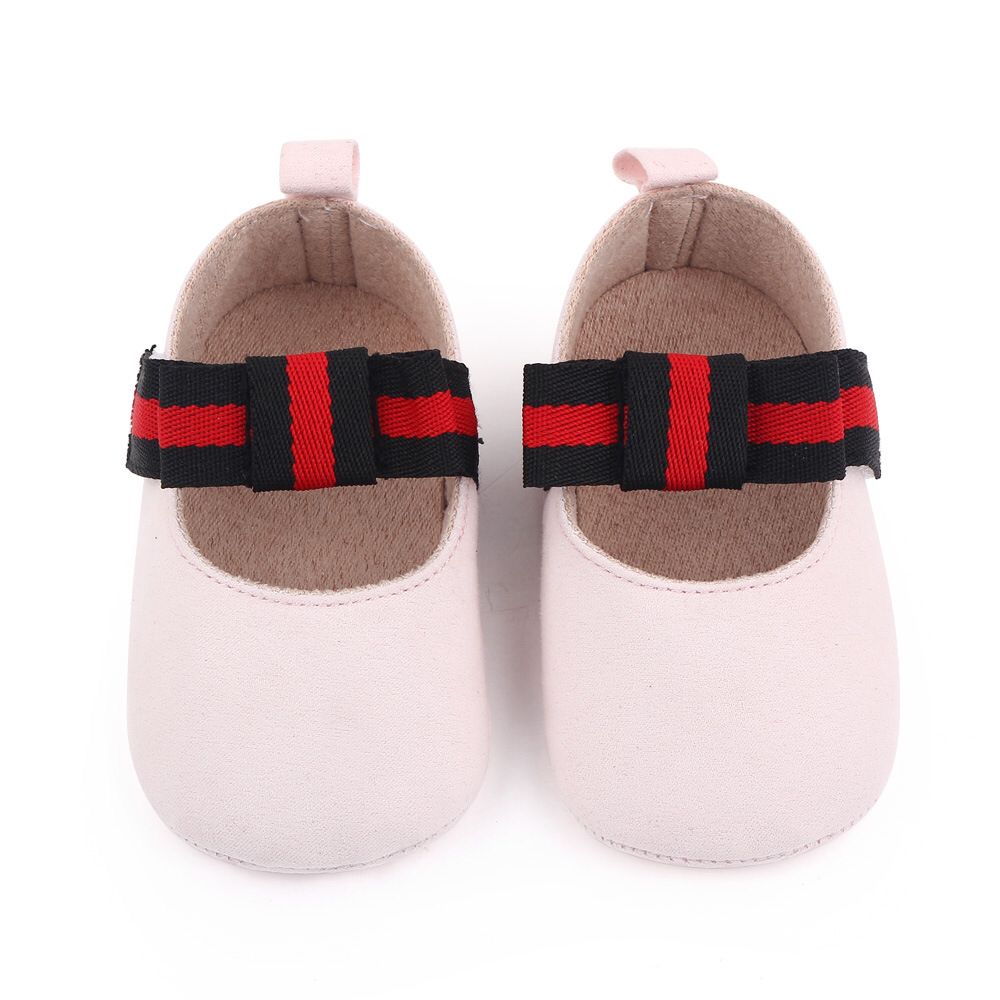 Zapatos con lazo