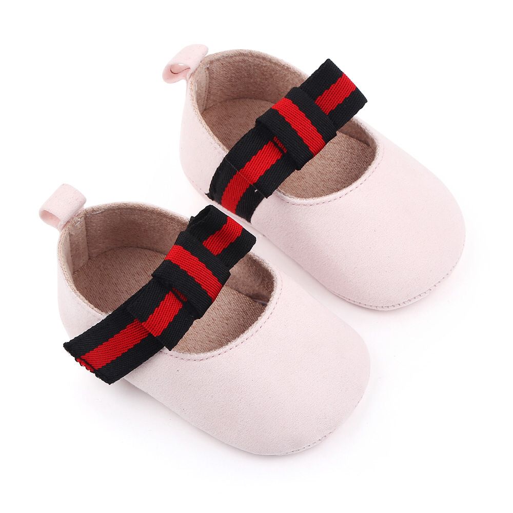 Zapatos con lazo